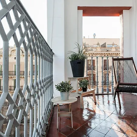 Beautiful With Terrace In Апартаменты Барселона
