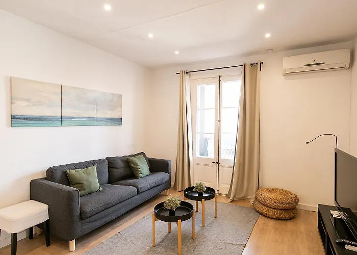 Beautiful With Terrace In شقة برشلونة