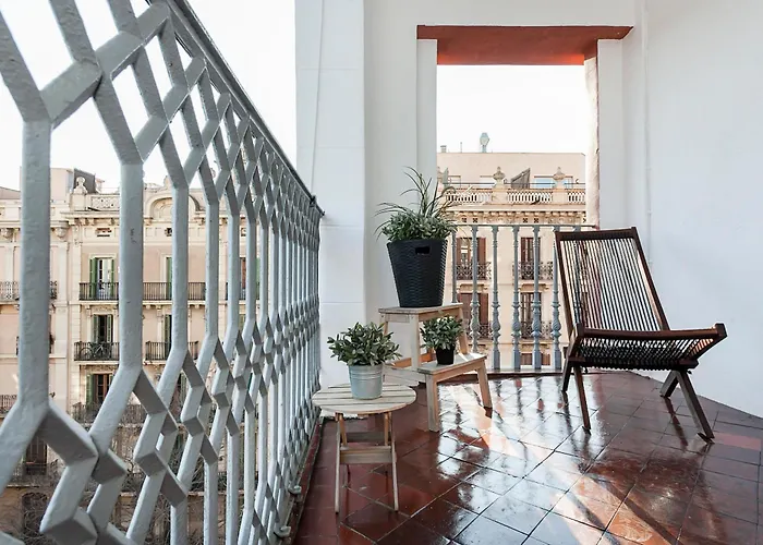 Beautiful With Terrace In شقة برشلونة