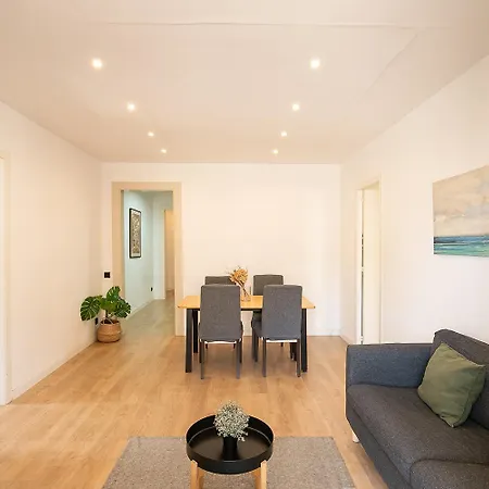 Beautiful With Terrace In Appartement *