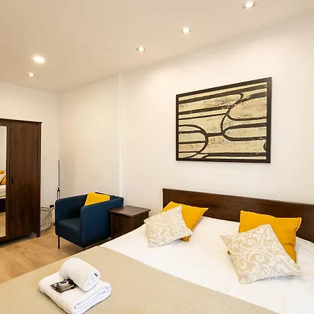 Beautiful With Terrace In Appartement